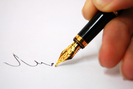 sell me the pen